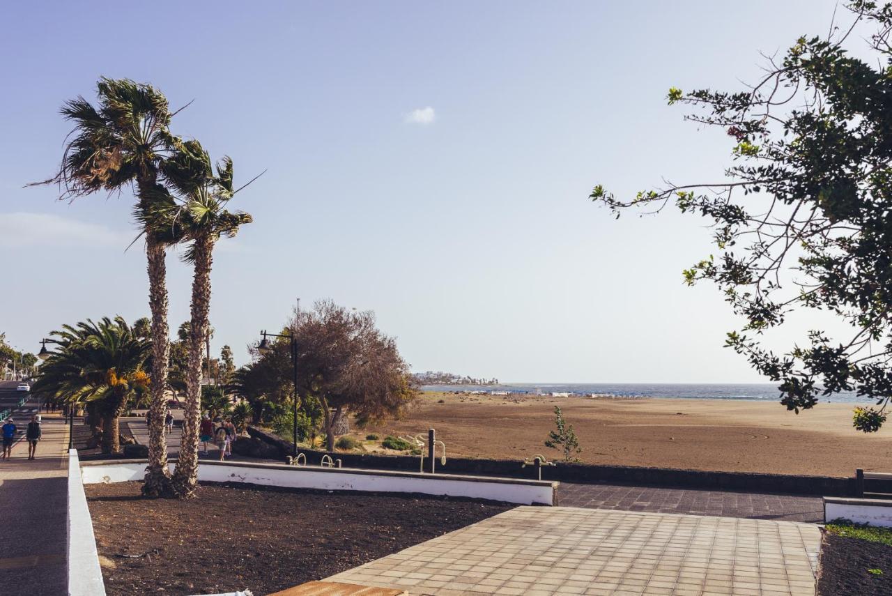 Apartamento Alisios Beach Puerto Del Carmen Puerto del Carmen  Exteriör bild